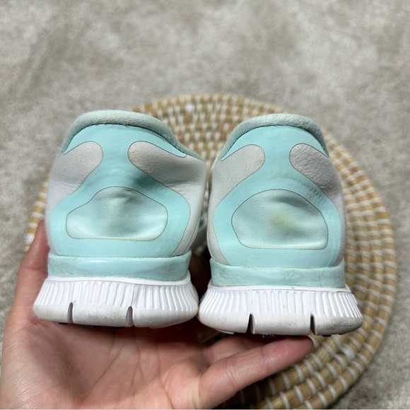 Nike Women’s Free 4.0 V3 Running Shoes Sneakers in White Light Aqua Size 8 - Picture 7 of 16